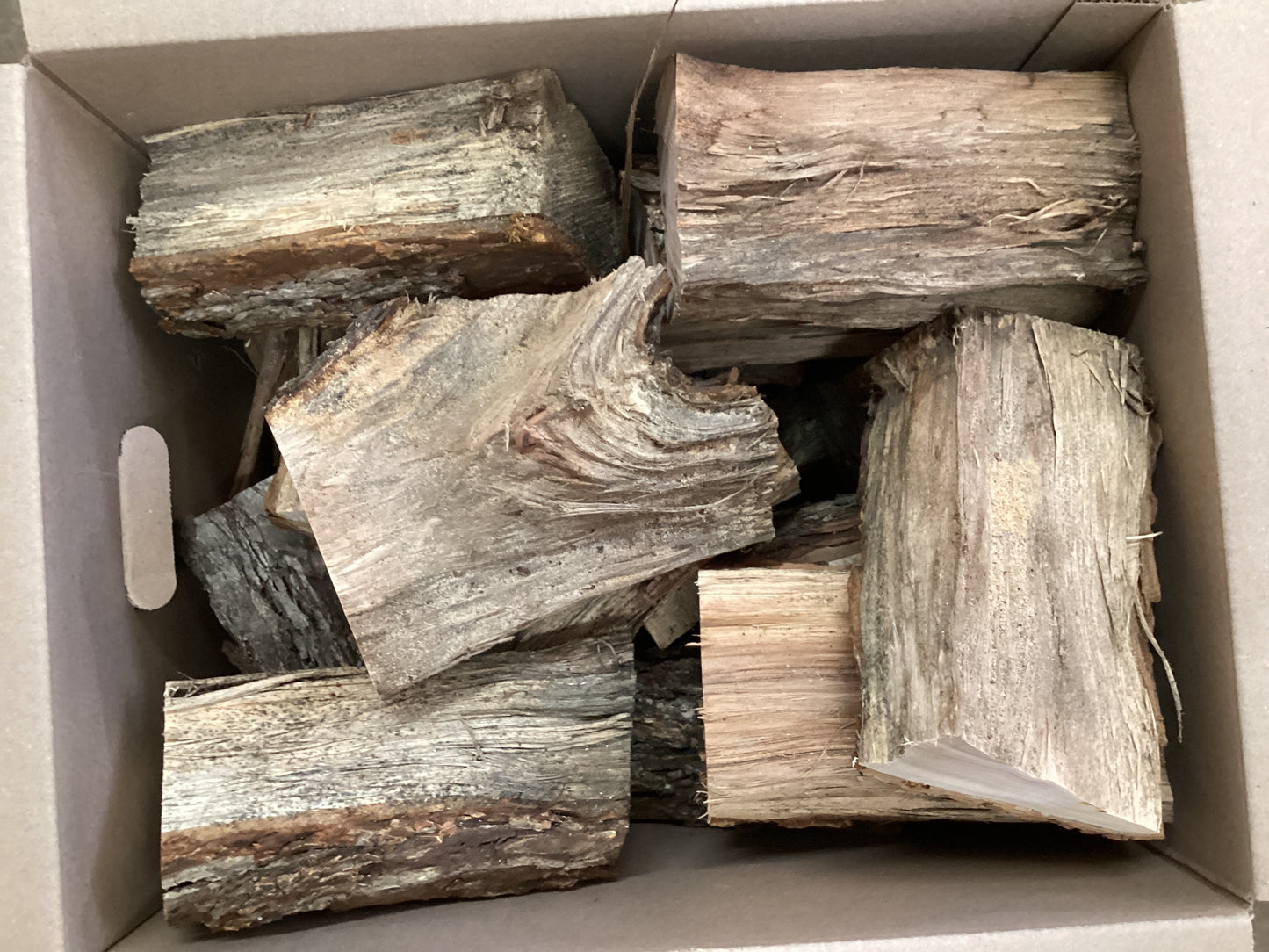 Pecan Mini Logs 8” 40lbs Box